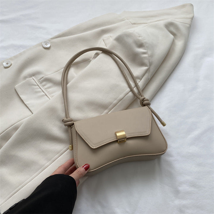 KIARA | BORSA A SPALLA MINIMAL DAL DESIGN SCULTOREO