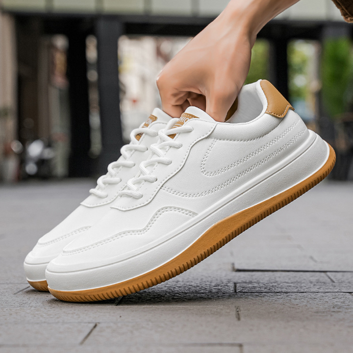 ALESSIO | SNEAKERS MINIMAL CON DETTAGLI A CONTRASTO
