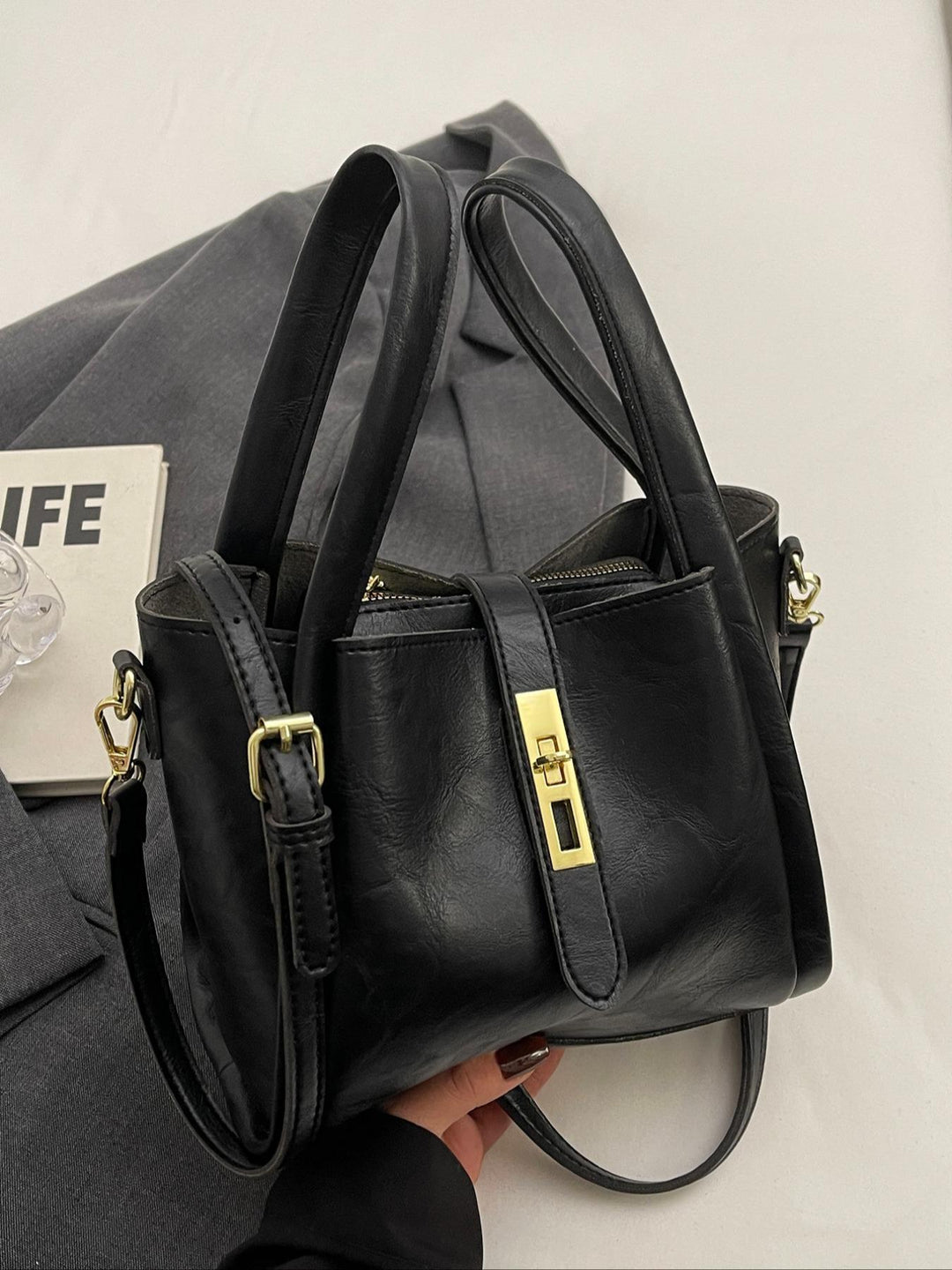 KALINA | BORSA TOTE ELEGANTE DALLO STILE CONTEMPORANEO