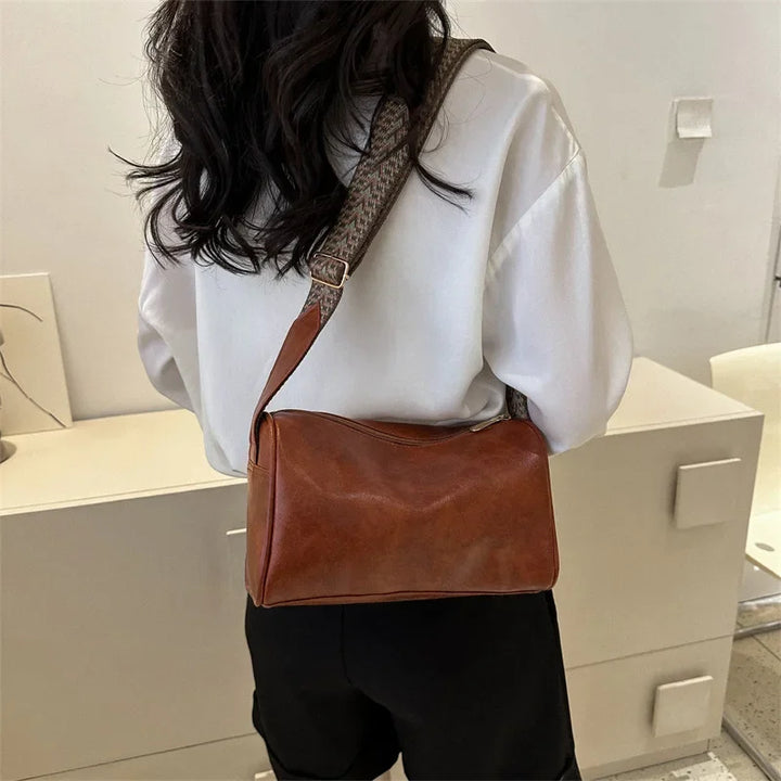 YARA | BORSA A TRACOLLA MINIMAL DALL&