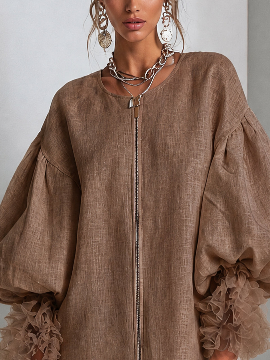 Flora | Abito Mini Cammello con Polsini Ruffled in Tulle