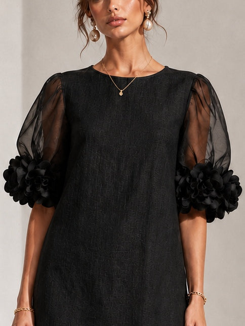 Sophie | Abito Mini Nero con Maniche in Organza e Fiori 3D