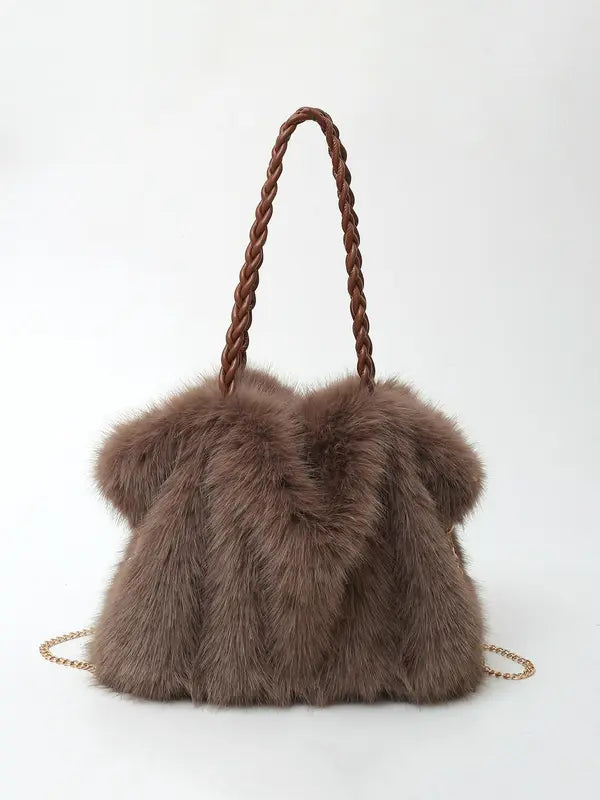 NADIA | BORSA SOFFICE IN ECOPELLICCIA DAL FASCINO GLAMOUR