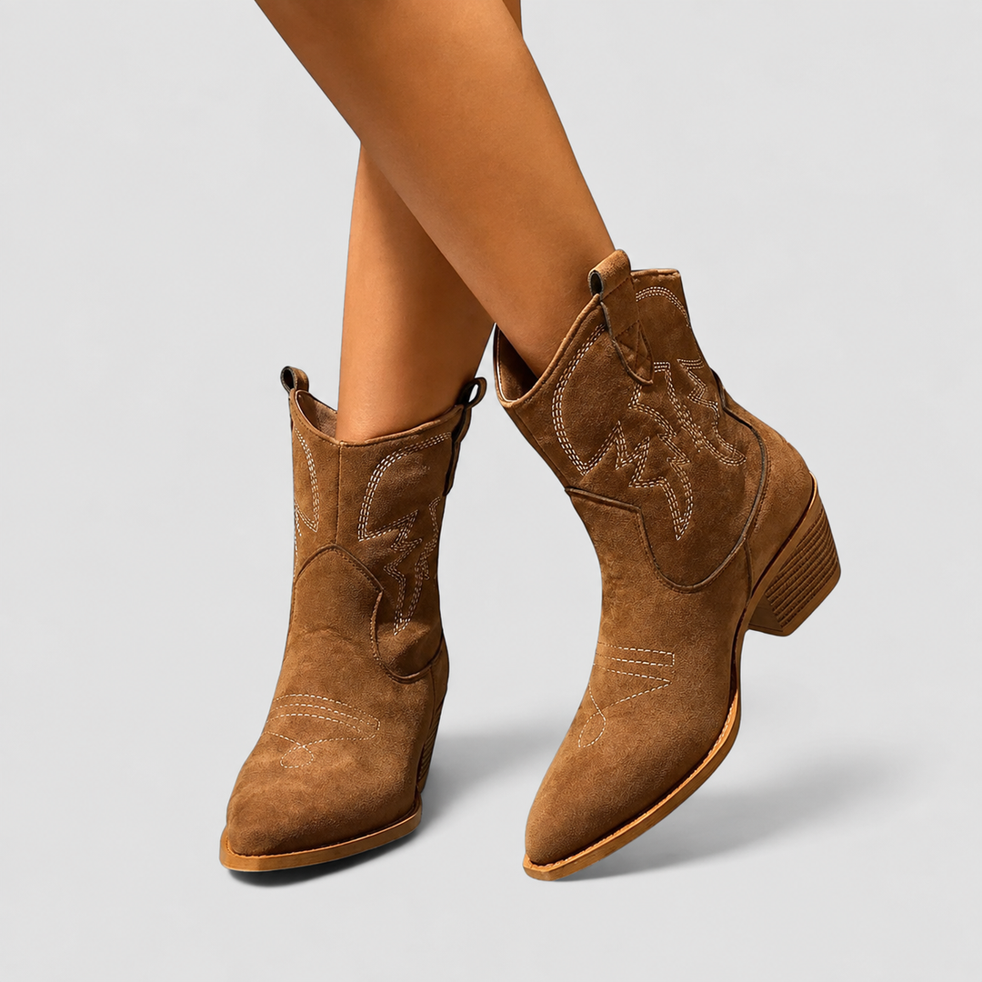 Clara | Stivaletti Western Ricamati