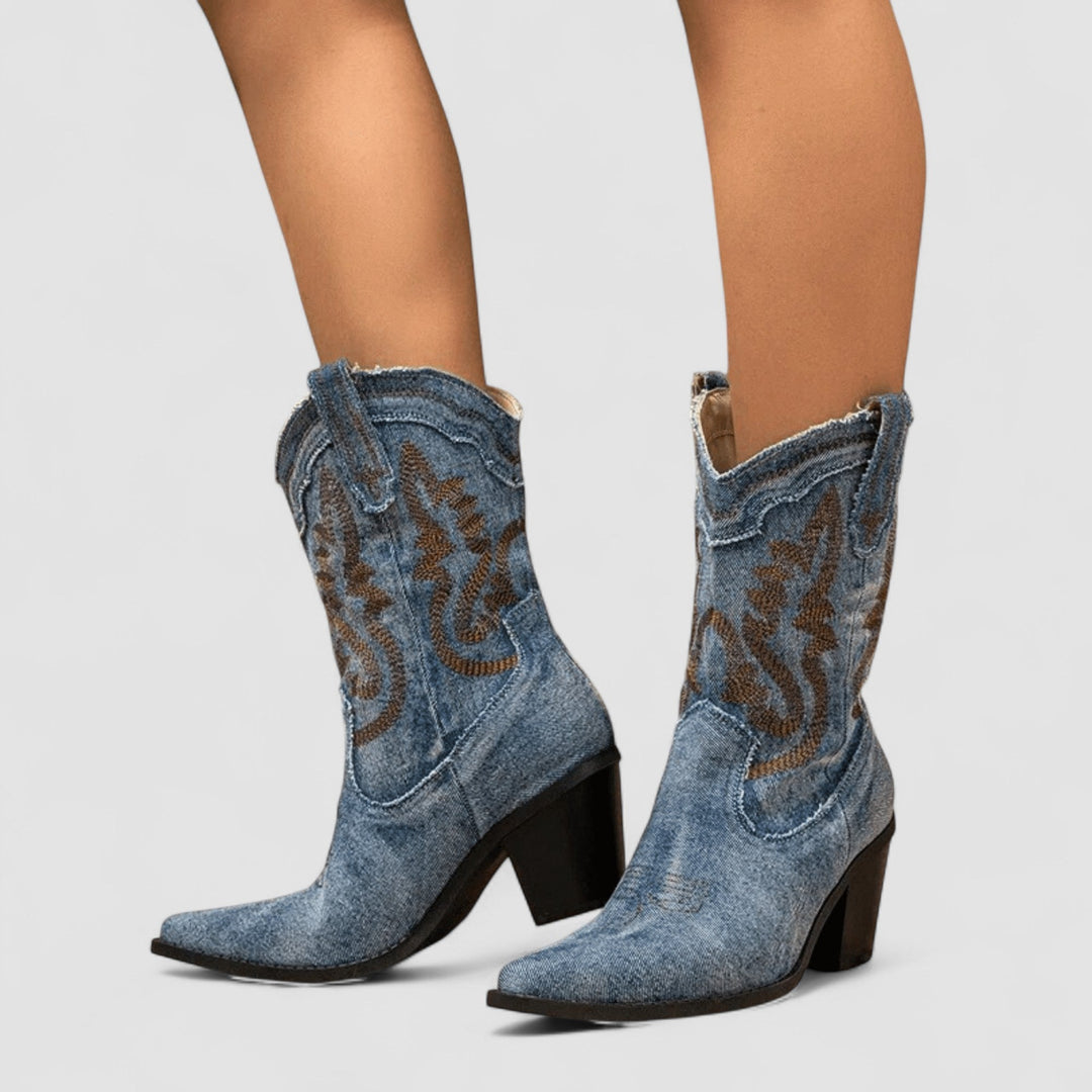 Gemma | Stivaletti Texani in Denim Chiaro con Ricami