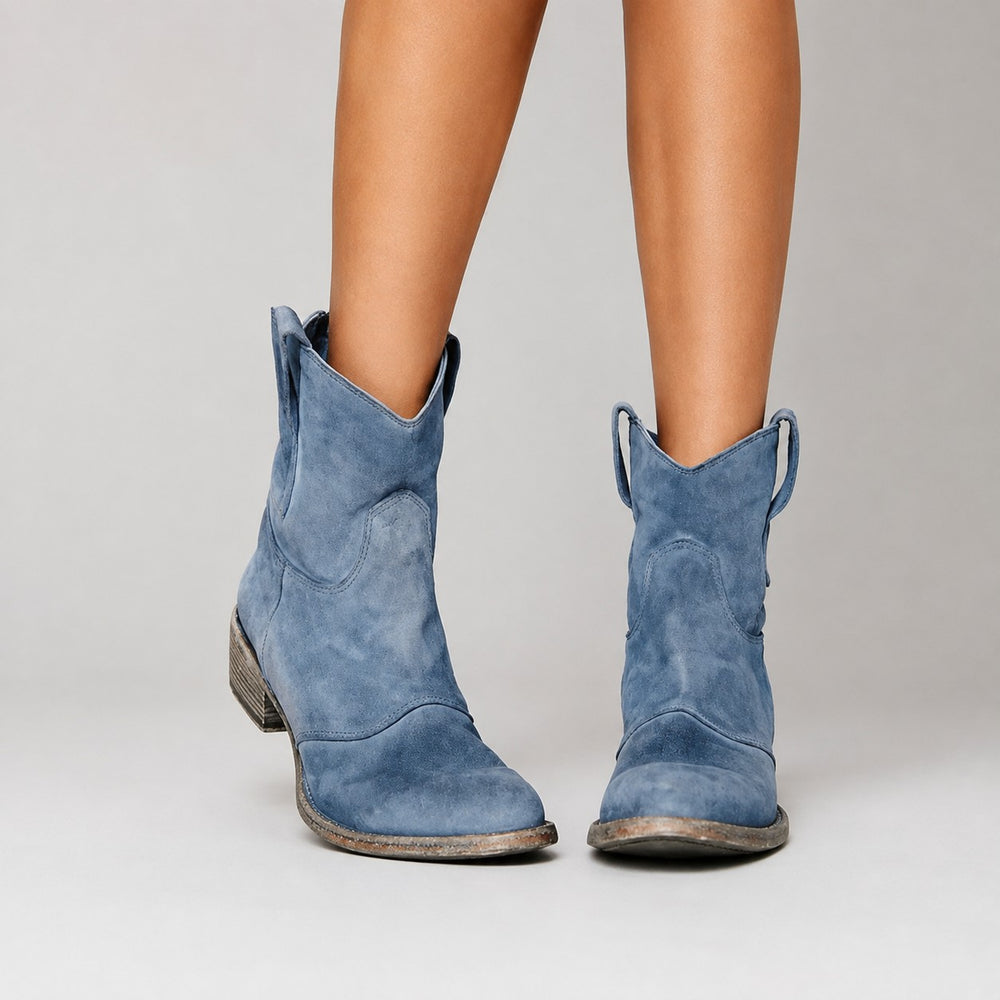 Stivaletti western slip-on Giulia Parma in camoscio blu con tacco a blocco e linguette laterali