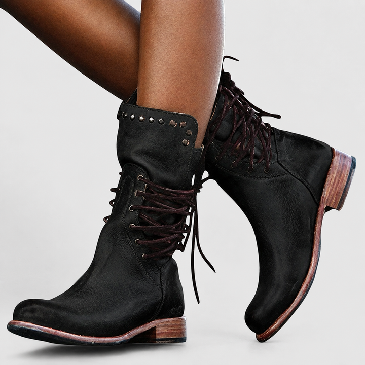 Valentina | Stivaletti Stringati in Pelle con Borchie